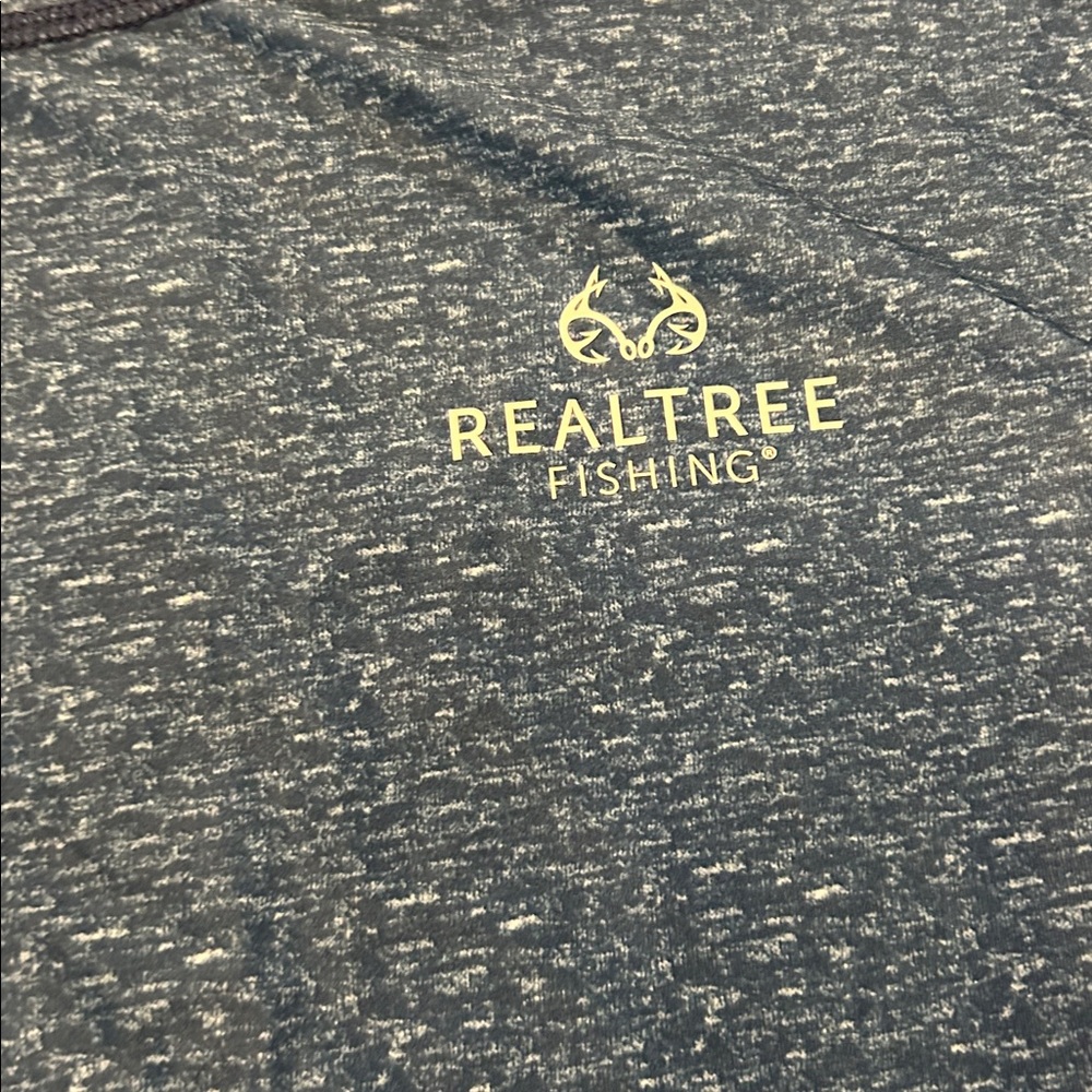Realtree‎ Men's Long Sleeve reversible Blue Pattern Tee - Picture 2 of 8